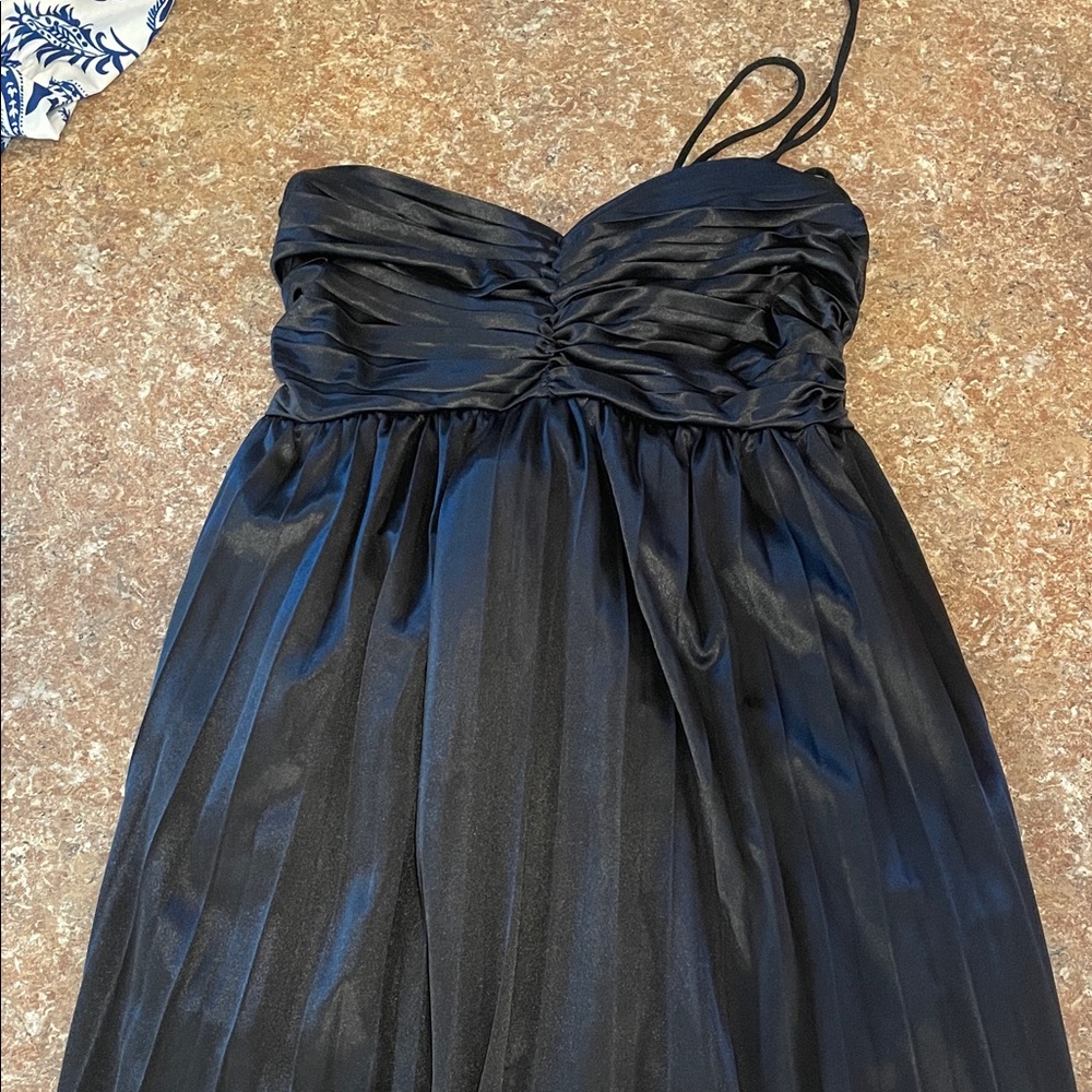 Elegant Black Strapless Dress